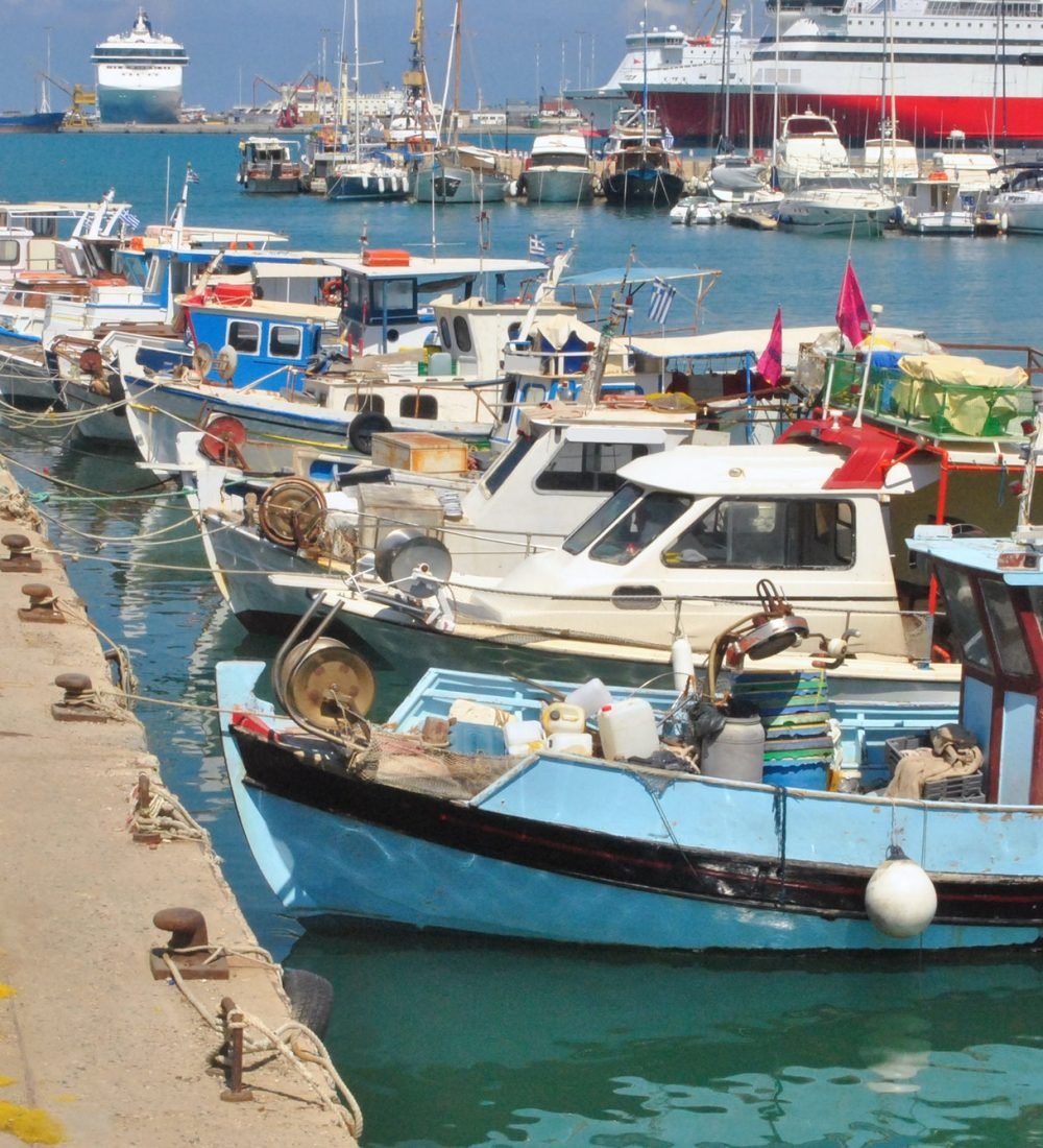fishing-boats-and-fishing-net-in-port.jpg fishing-boats-and-fishing-net-in-port.jpg